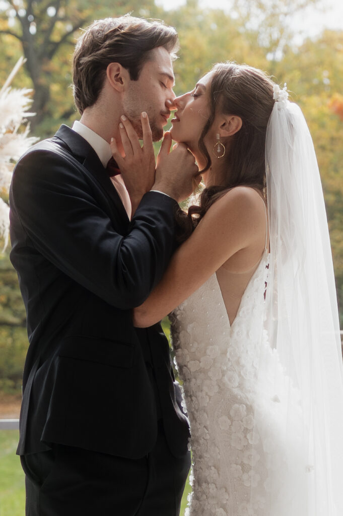 Hochzeitsplanerin begleitet Paare zu ihrer Traumhochzeit in Witten